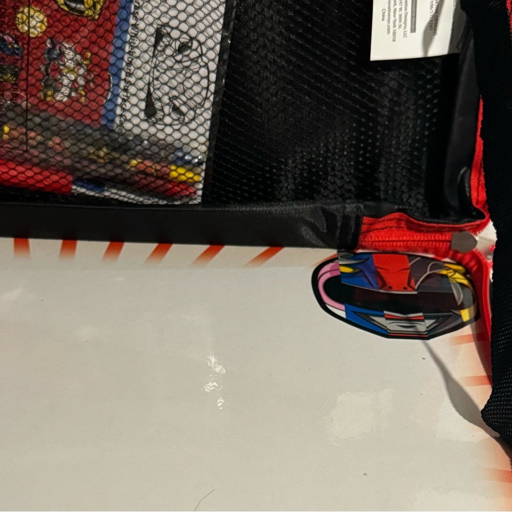 Power Ranger Red and Black Organizer - Picture 5 of 9